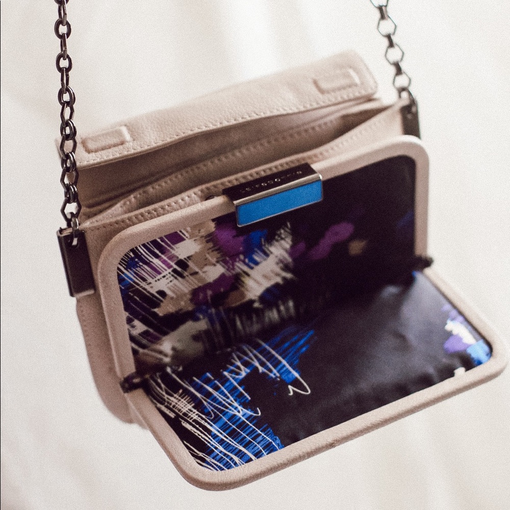 Leifsdottir Creme crossbody bag
